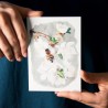 Abeille sur la Fleur de cerisier - Carte Postale