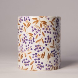 Lila Beeren - Tasse